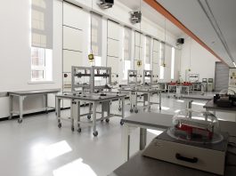Collaborative teaching laboratory at the University of Birmingham