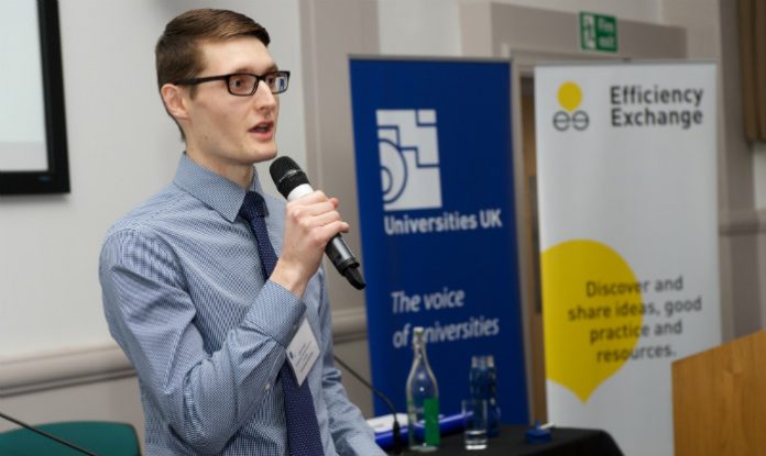 John Lacey pitching his app at Open Data Mashup Day