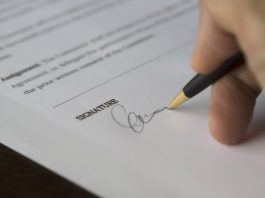 Contract signature
