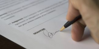 Contract signature